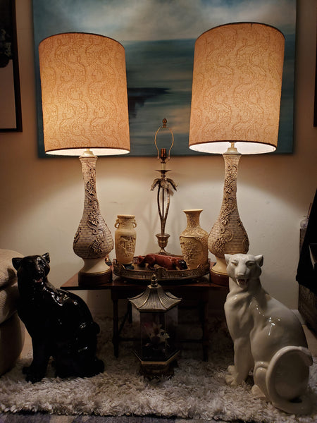 VINTAGE CERAMIC PORCELAIN WHITE🤍 PANTHER SCULPTURE/ STATUE ~ MISC