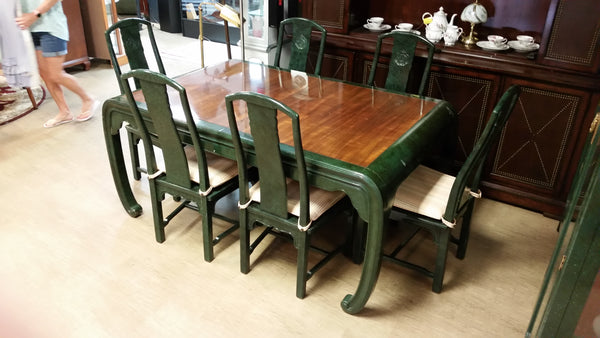 VINTAGE HENREDON FAUX MALACHITE CHINOISERIE MING WATERFALL DINING SET WITH SIX CANE DINING CHAIRS