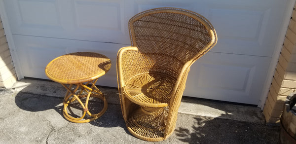 VINTAGE ROUND BENT BAMBOO/ BRAIDED RATTAN ACCENT/ END TABLE