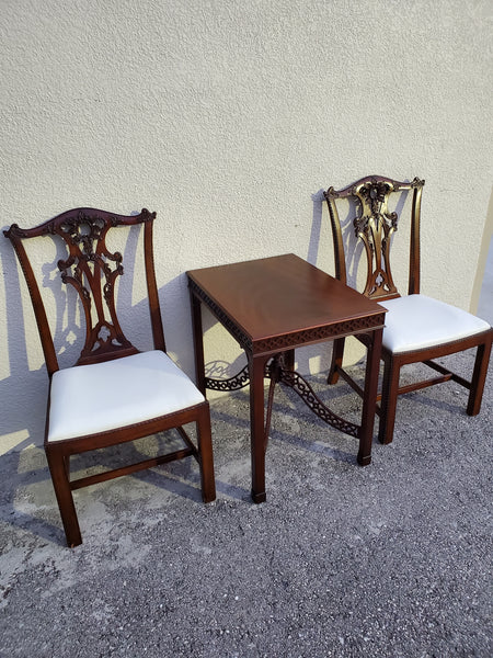 VINTAGE HENREDON MAHOGANY CHIPPENDALE DESK/ DINING/ ACCENT CHAIR W/ LEATHER CUSHIONS (2 AVAILABLE)