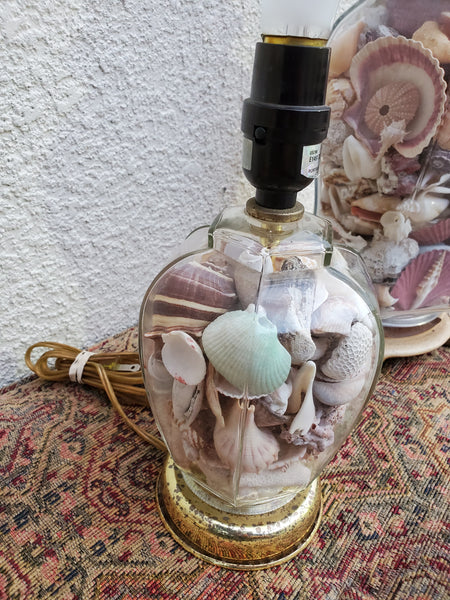 VINTAGE SMALL GLASS n BRASS n SHELL LAMP