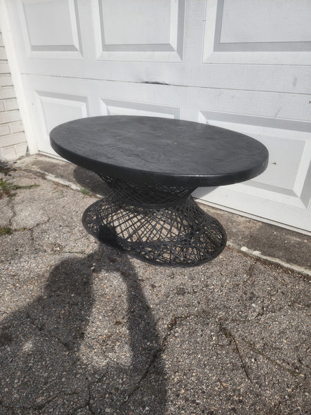 VINTAGE RUSSELL WOODARD SPUN FIBERGLASS COFFEE TABLE