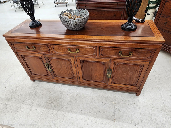 VINTAGE GEORGE ZEE & CO KILN DRIED HAND CARVED ROSEWOOD/TEAK CHINOISERIE MING BUFFET/SIDEBOARD/CONSOLE