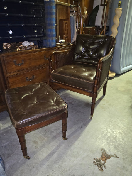 VANGUARD FURNITURE CRAFTWORK PORTOBELLO COGNAC PB WALNUT FAUX BAMBOO DOUBLE CANE PROTECTED ANILINE LEATHER BUTTON TUFTED O/S ACCENT/ LOUNGE/ SHERATON/ REGENGY CHAIR W/OTTOMAN ON BRASS CASTORS 🗣