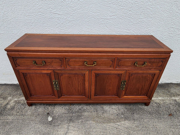 VINTAGE GEORGE ZEE & CO KILN DRIED HAND CARVED ROSEWOOD/TEAK CHINOISERIE MING BUFFET/SIDEBOARD/CONSOLE