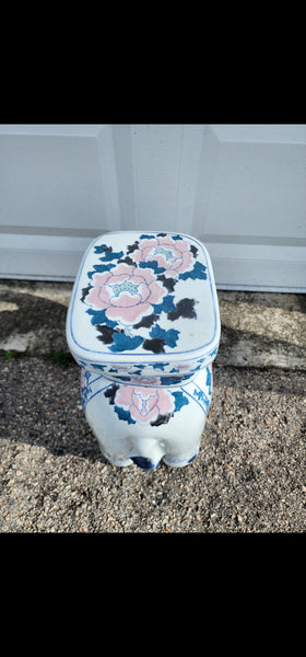VINTAGE BLUE💙 n WHITE🤍 n PINK🩷 CERAMIC ELEPHANT🐘 trunx up PLANT STAND/ ACCENT TABLE ~ MISC