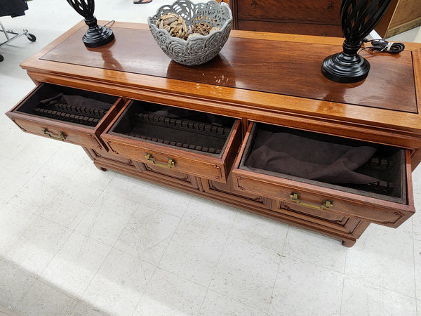 VINTAGE GEORGE ZEE & CO KILN DRIED HAND CARVED ROSEWOOD/TEAK CHINOISERIE MING BUFFET/SIDEBOARD/CONSOLE