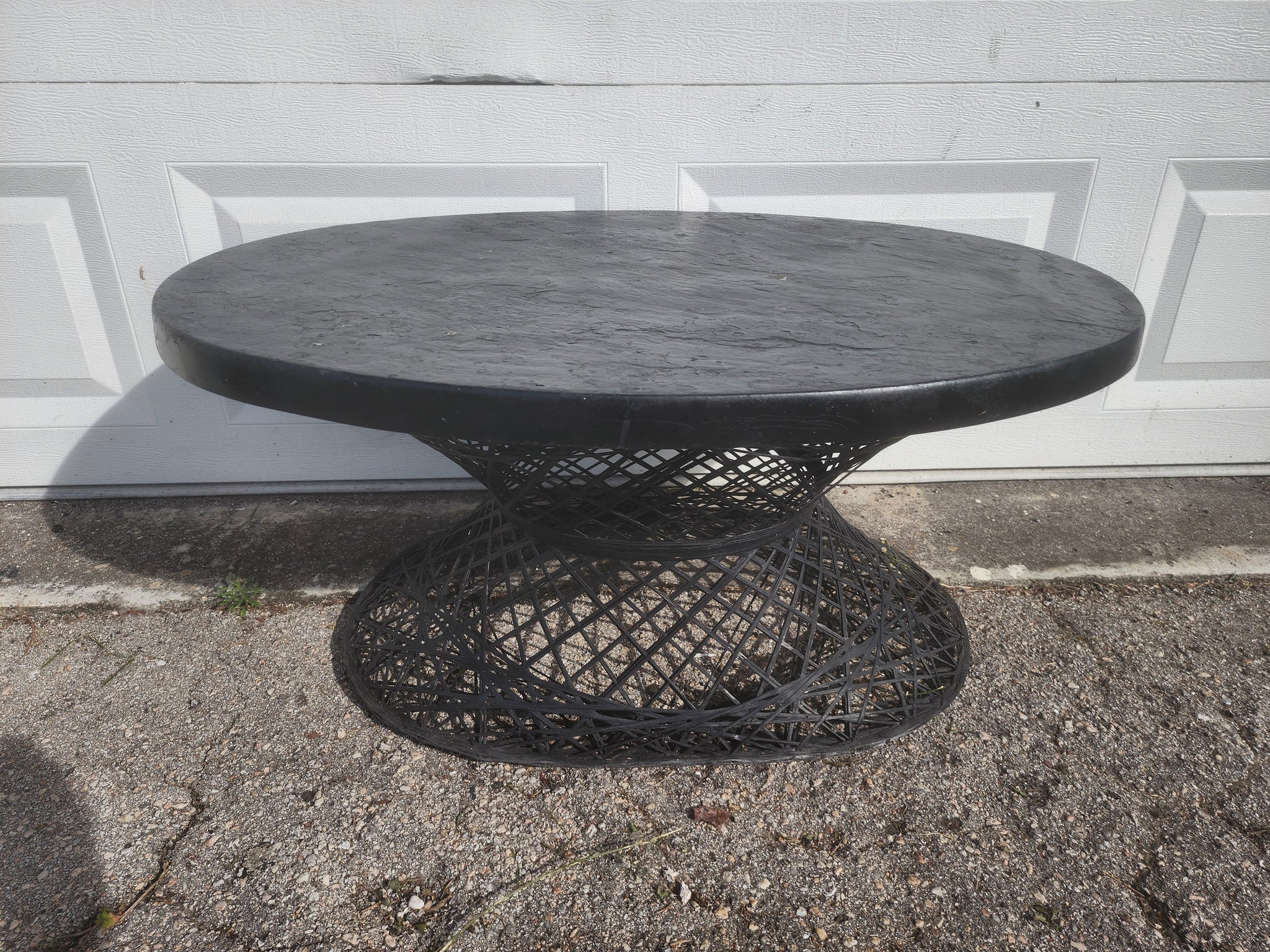 VINTAGE RUSSELL WOODARD SPUN FIBERGLASS COFFEE TABLE