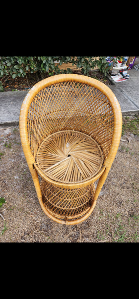 VINTAGE WICKER RATTAN BAMBOO 🎋 BOHO EMMANUELLE  SUNBURST COUNTER BARSTOOLS (3)