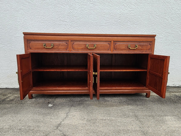 VINTAGE GEORGE ZEE & CO KILN DRIED HAND CARVED ROSEWOOD/TEAK CHINOISERIE MING BUFFET/SIDEBOARD/CONSOLE