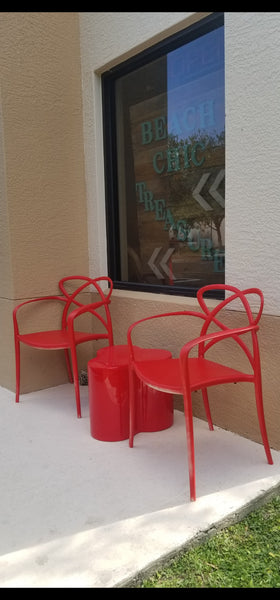 VINTAGE MID CENTURY MODERN RED❣️ FIBERGLASS CLOVER ACCENT/ END TABLE