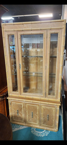 VINTAGE FAUX BAMBOO 2 PIECE CHINA CABINET 🎋
