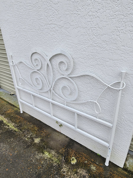 VINTAGE WHITE METAL/ IRON CURVED/ BENT  WHIMSICAL HEADBOARD AND  FOOTBOARD
