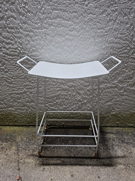 VINTAGE MID CENTURY MODERN SALTERINI METAL/ IRON STOOL/ BENCH/ SHOWER CHAIR/ ACCENT TABLE W/MESH SEAT/ HANDLES/ RUBBER CLAD SHOES ~ MISC