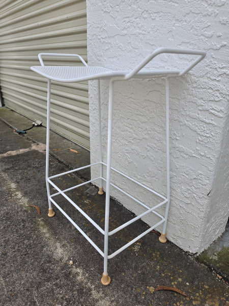 VINTAGE MID CENTURY MODERN SALTERINI METAL/ IRON STOOL/ BENCH/ SHOWER CHAIR/ ACCENT TABLE W/MESH SEAT/ HANDLES/ RUBBER CLAD SHOES ~ MISC