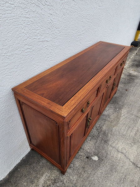 VINTAGE GEORGE ZEE & CO KILN DRIED HAND CARVED ROSEWOOD/TEAK CHINOISERIE MING BUFFET/SIDEBOARD/CONSOLE