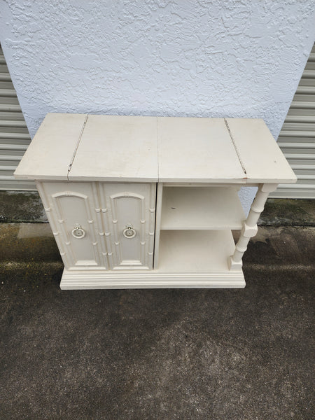 VINTAGE FAUX BAMBOO BAR/ BAR CART/ SERVER/ BUFFET