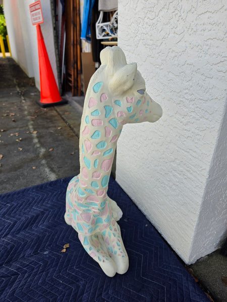 VINTAGE WHITE/ BLUE/ PINK CERAMIC/ PLASTER RESTING GIRAFFE 🩵🦒🤍🦒🩷 ~ MISC