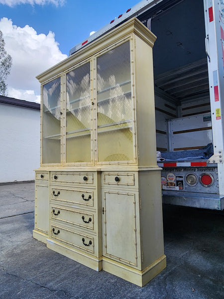 VINTAGE JASPER CABINET ILLUMINATED FAUX BAMBOO 🎋 BUTLERS CHINA CABINET/ DESK/ CONSOLE W/BUBBLE GLASS