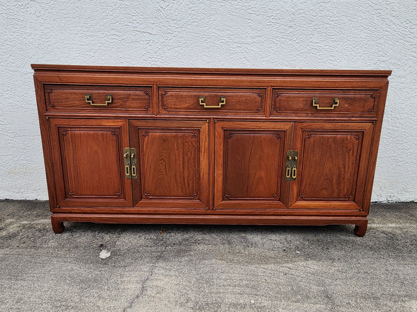 VINTAGE GEORGE ZEE & CO KILN DRIED HAND CARVED ROSEWOOD/TEAK CHINOISERIE MING BUFFET/SIDEBOARD/CONSOLE