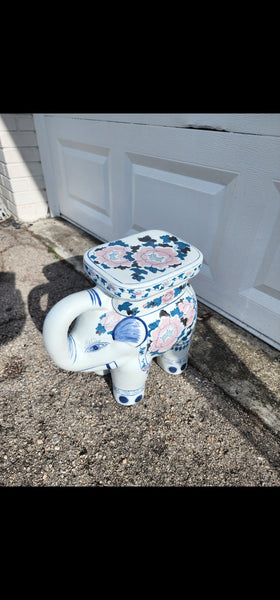 VINTAGE BLUE💙 n WHITE🤍 n PINK🩷 CERAMIC ELEPHANT🐘 trunx up PLANT STAND/ ACCENT TABLE ~ MISC