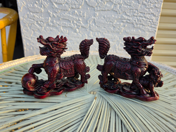 VINTAGE RESIN FAUX CINNABAR QILIN FOO HORSEEYS (!?🐎?!) DOG LION DRAGON MOMMA/DADDY SCULPTURES/ STATUES/FIGURINES (2) 🐉~ MISC