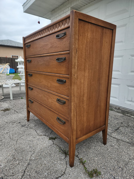 VINTAGE MID CENTURY MODERN BROYHILL PREMIER TALLBOY DRESSER