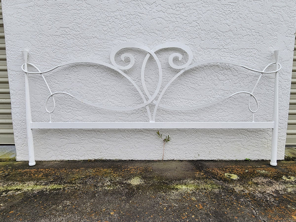 VINTAGE WHITE METAL/ IRON CURVED/ BENT  WHIMSICAL HEADBOARD AND  FOOTBOARD