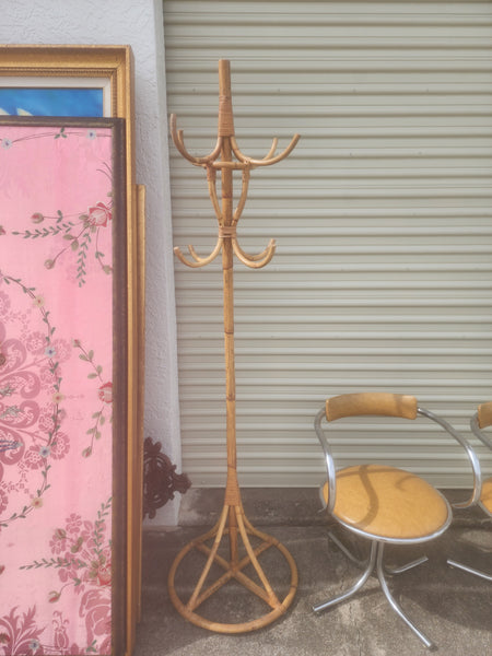VINTAGE BAMBOO PAGODA COAT/HAT RACK ~ MISC