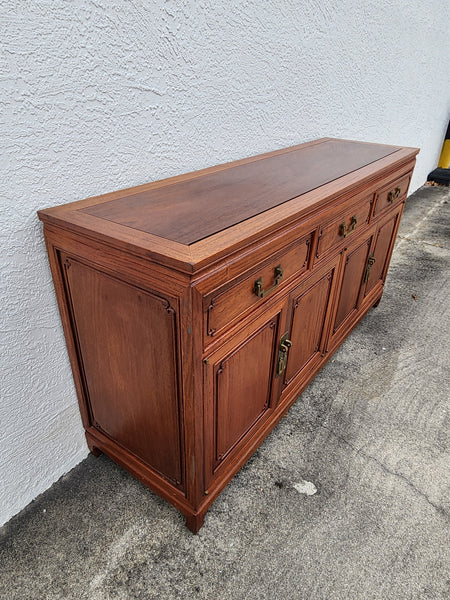 VINTAGE GEORGE ZEE & CO KILN DRIED HAND CARVED ROSEWOOD/TEAK CHINOISERIE MING BUFFET/SIDEBOARD/CONSOLE
