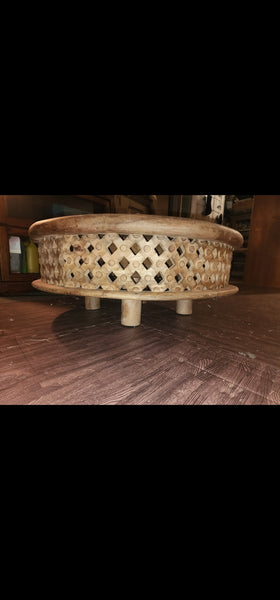 WEST ELM MANGO 🥭 CARVED LATTICE COFFEE/ COCKTAIL TABLE