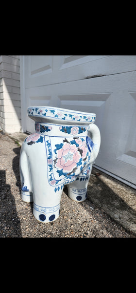 VINTAGE BLUE💙 n WHITE🤍 n PINK🩷 CERAMIC ELEPHANT🐘 trunx up PLANT STAND/ ACCENT TABLE ~ MISC