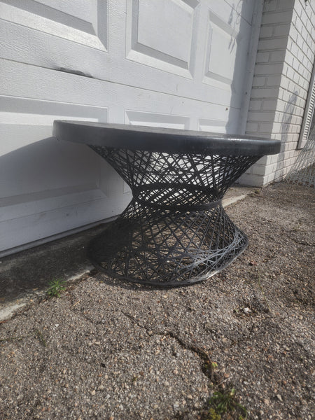 VINTAGE RUSSELL WOODARD SPUN FIBERGLASS COFFEE TABLE