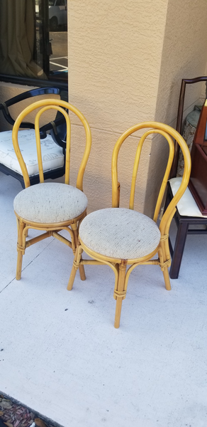 ANTIQUE/ VINTAGE BAMBOO/ RATTAN ICE CREAM PARLOR DINING CHAIRS (2 AVAILABLE)