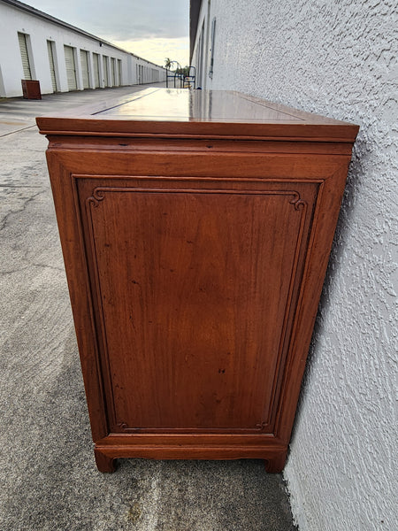 VINTAGE GEORGE ZEE & CO KILN DRIED HAND CARVED ROSEWOOD/TEAK CHINOISERIE MING BUFFET/SIDEBOARD/CONSOLE