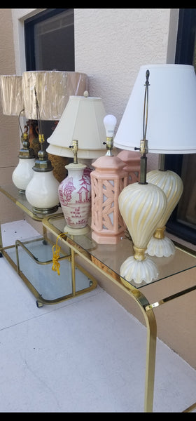 VINTAGE 1978 CHAPMAN HAND GLAZED CRACKLED CERAMIC/ PORCELAIN AND BRASS URN/ GINGER JAR TABLE LAMPS (2)