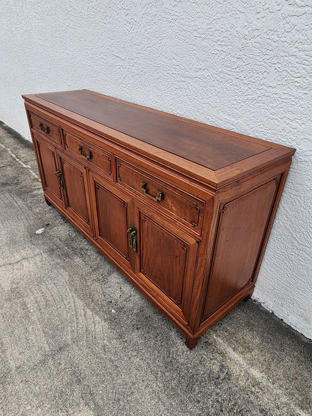 VINTAGE GEORGE ZEE & CO KILN DRIED HAND CARVED ROSEWOOD/TEAK CHINOISERIE MING BUFFET/SIDEBOARD/CONSOLE