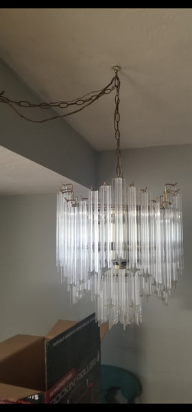 VINTAGE MID CENTURY MODERN LUCITE (ACRYLIC) N BRASS CASCADING WATERFALL CHANDELIER