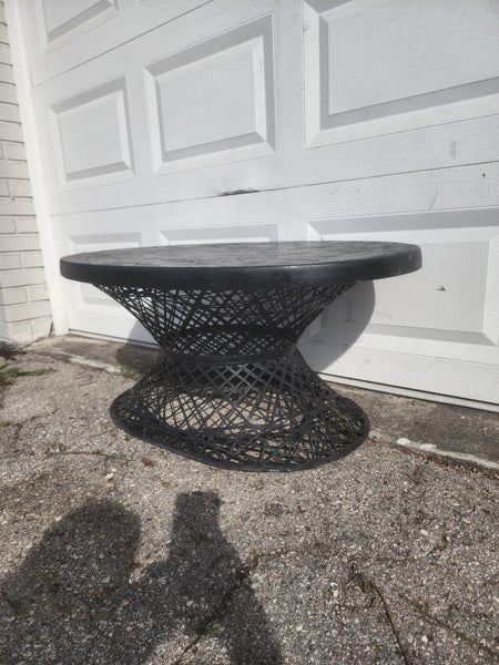 VINTAGE RUSSELL WOODARD SPUN FIBERGLASS COFFEE TABLE