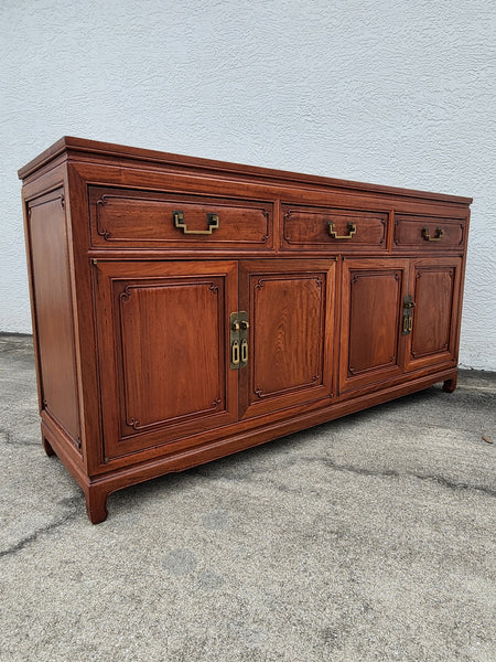 VINTAGE GEORGE ZEE & CO KILN DRIED HAND CARVED ROSEWOOD/TEAK CHINOISERIE MING BUFFET/SIDEBOARD/CONSOLE
