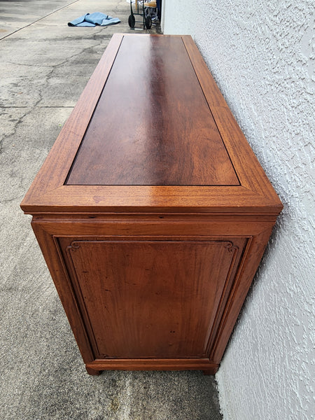 VINTAGE GEORGE ZEE & CO KILN DRIED HAND CARVED ROSEWOOD/TEAK CHINOISERIE MING BUFFET/SIDEBOARD/CONSOLE