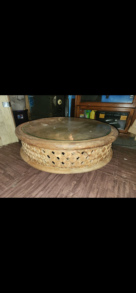 WEST ELM MANGO 🥭 CARVED LATTICE COFFEE/ COCKTAIL TABLE