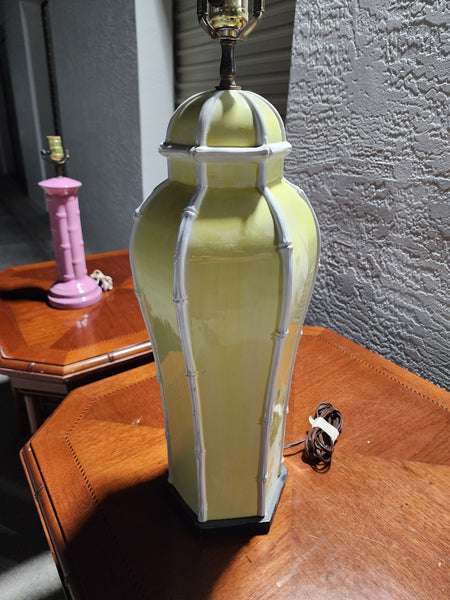 VINTAGE PORCELAIN/ CERAMIC PINK💗🩷💕 FAUX BAMBOO LAMP