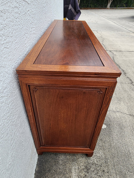 VINTAGE GEORGE ZEE & CO KILN DRIED HAND CARVED ROSEWOOD/TEAK CHINOISERIE MING BUFFET/SIDEBOARD/CONSOLE