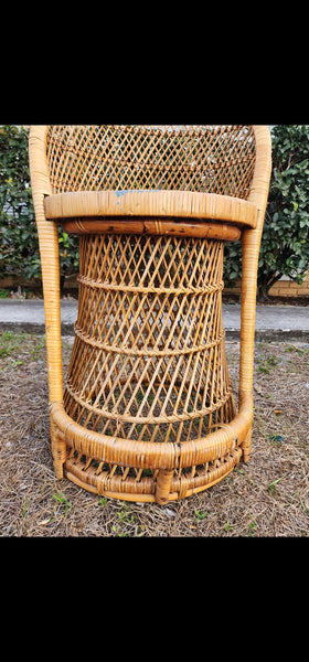 VINTAGE WICKER RATTAN BAMBOO 🎋 BOHO EMMANUELLE  SUNBURST COUNTER BARSTOOLS (3)