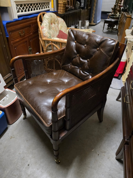 VANGUARD FURNITURE CRAFTWORK PORTOBELLO COGNAC PB WALNUT FAUX BAMBOO DOUBLE CANE PROTECTED ANILINE LEATHER BUTTON TUFTED O/S ACCENT/ LOUNGE/ SHERATON/ REGENGY CHAIR W/OTTOMAN ON BRASS CASTORS 🗣