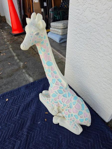 VINTAGE WHITE/ BLUE/ PINK CERAMIC/ PLASTER RESTING GIRAFFE 🩵🦒🤍🦒🩷 ~ MISC
