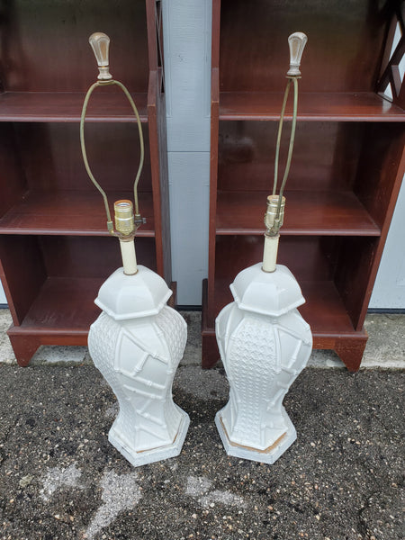 VINTAGE CERAMIC CANE FAUX BAMBOO CHIPPENDALE LAMPS (2)