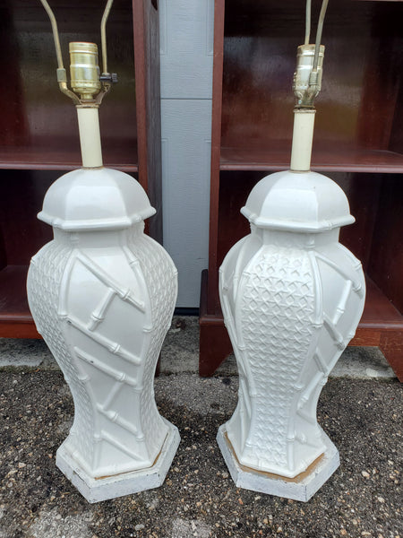 VINTAGE CERAMIC CANE FAUX BAMBOO CHIPPENDALE LAMPS (2)