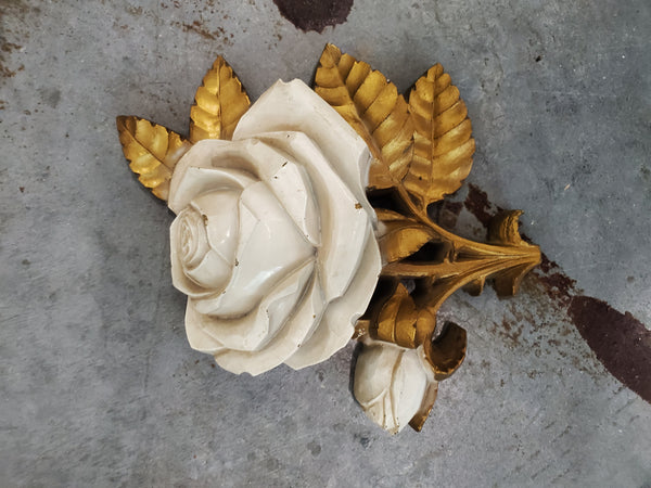 VINTAGE SYROCO/ HOMCO RESIN BUTTERFLIES 💛🦋🤍 (4) / WHITE/ GOLD ROSE WALL DECOR ~ MISC